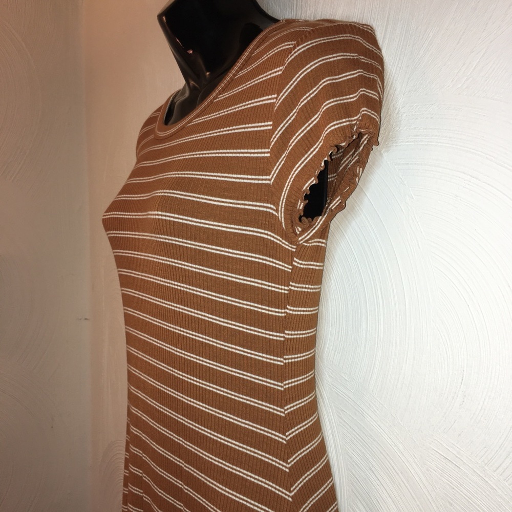 forever 21 dress 🤎 - Picture 5 of 6